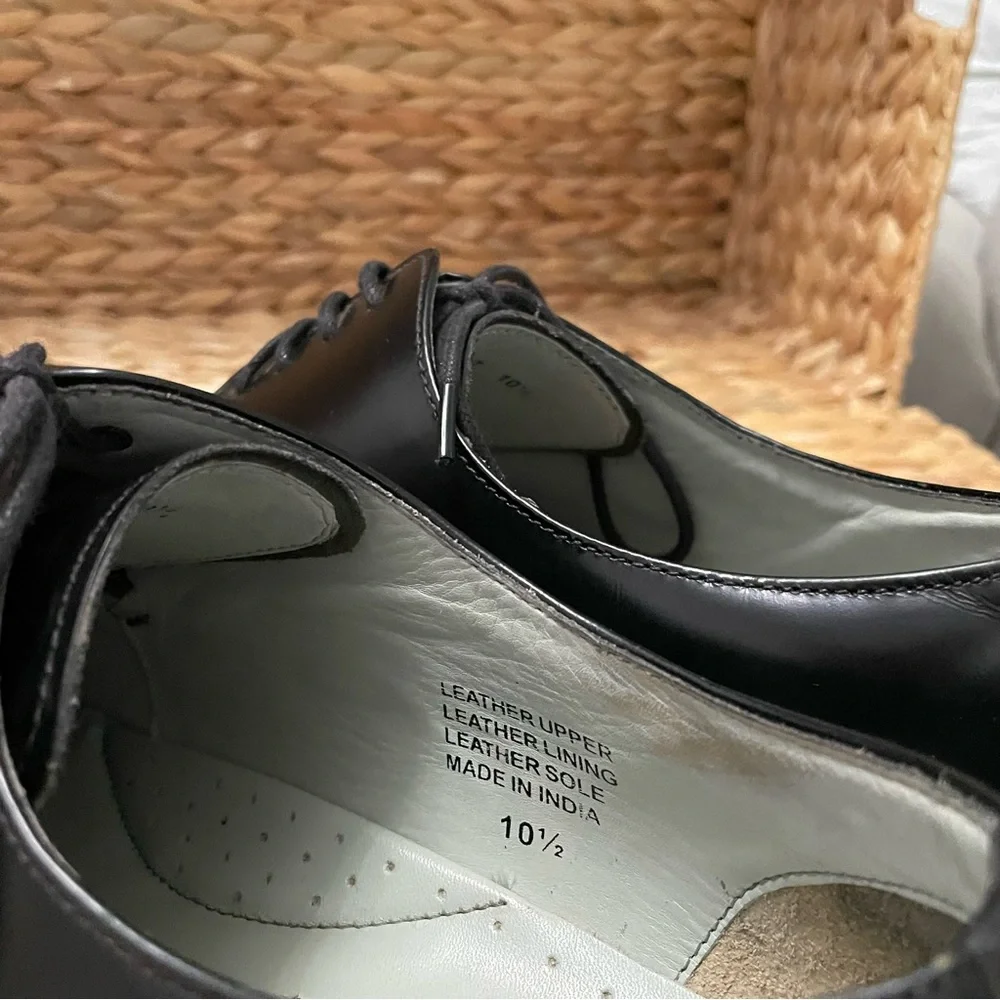 Kenneth Cole New York pre owned